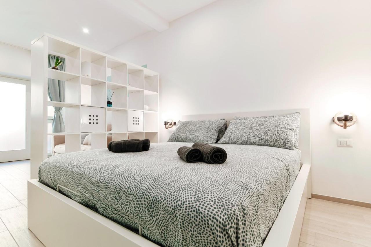 Apartment Hostini Como- Downtown